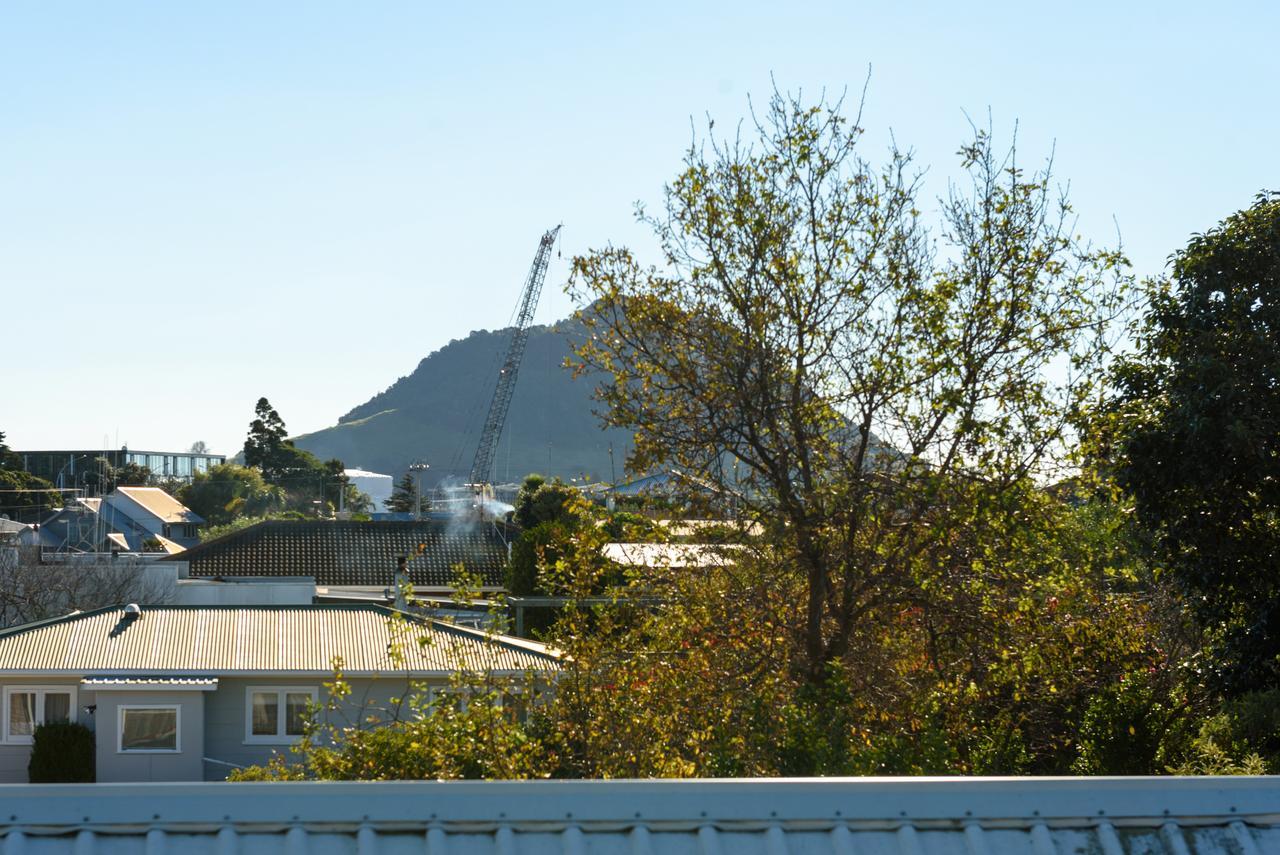 Convenient Family Bach With Easy Access To Blake Park The Beach And Downtown Mount Maunganui Extérieur photo